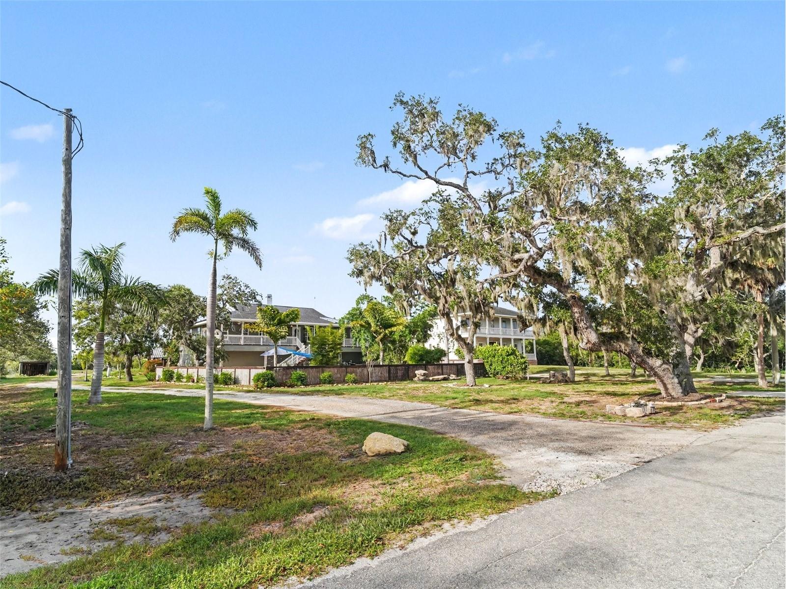 1740 Bayshore Drive Terra Ceia FL 34250 TB8494733 image46