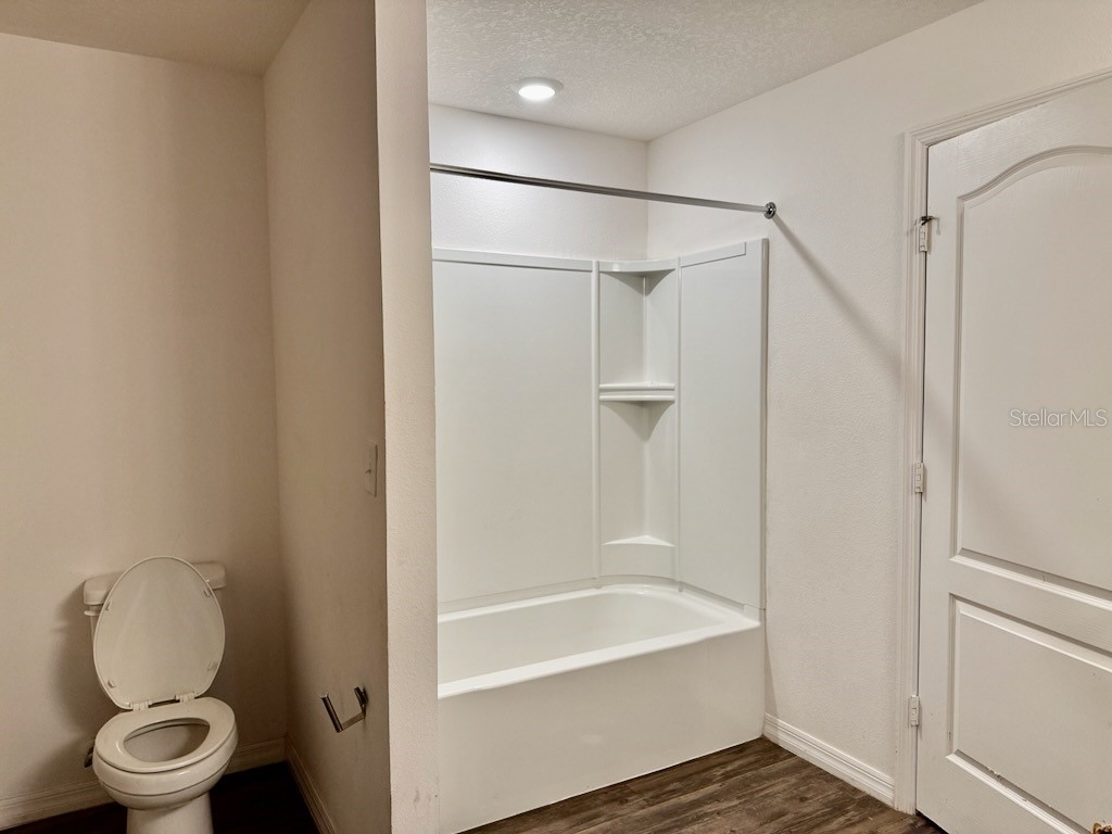 1740 Chatham Green Circle Ruskin FL 33570 TB8519952 image8