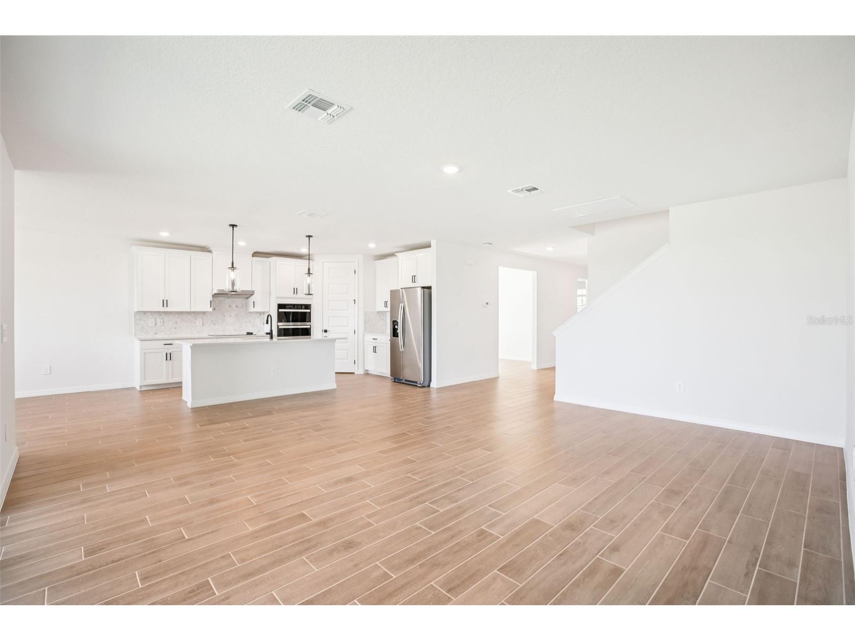 1740 Draughton Drive Zephyrhills FL 33541 O6368265 image8
