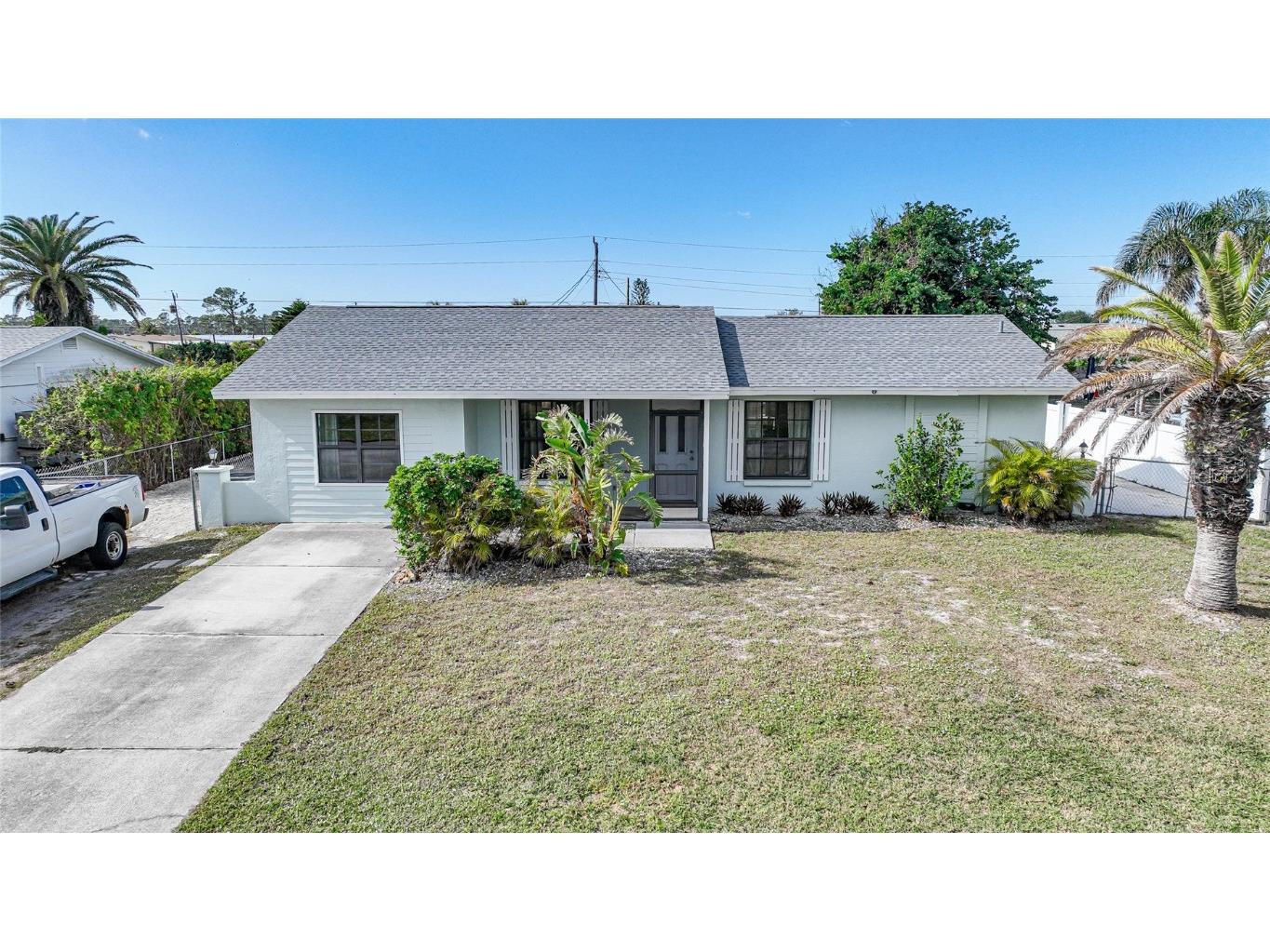 1740 Faust Drive Englewood FL 34224 D6139653 image1