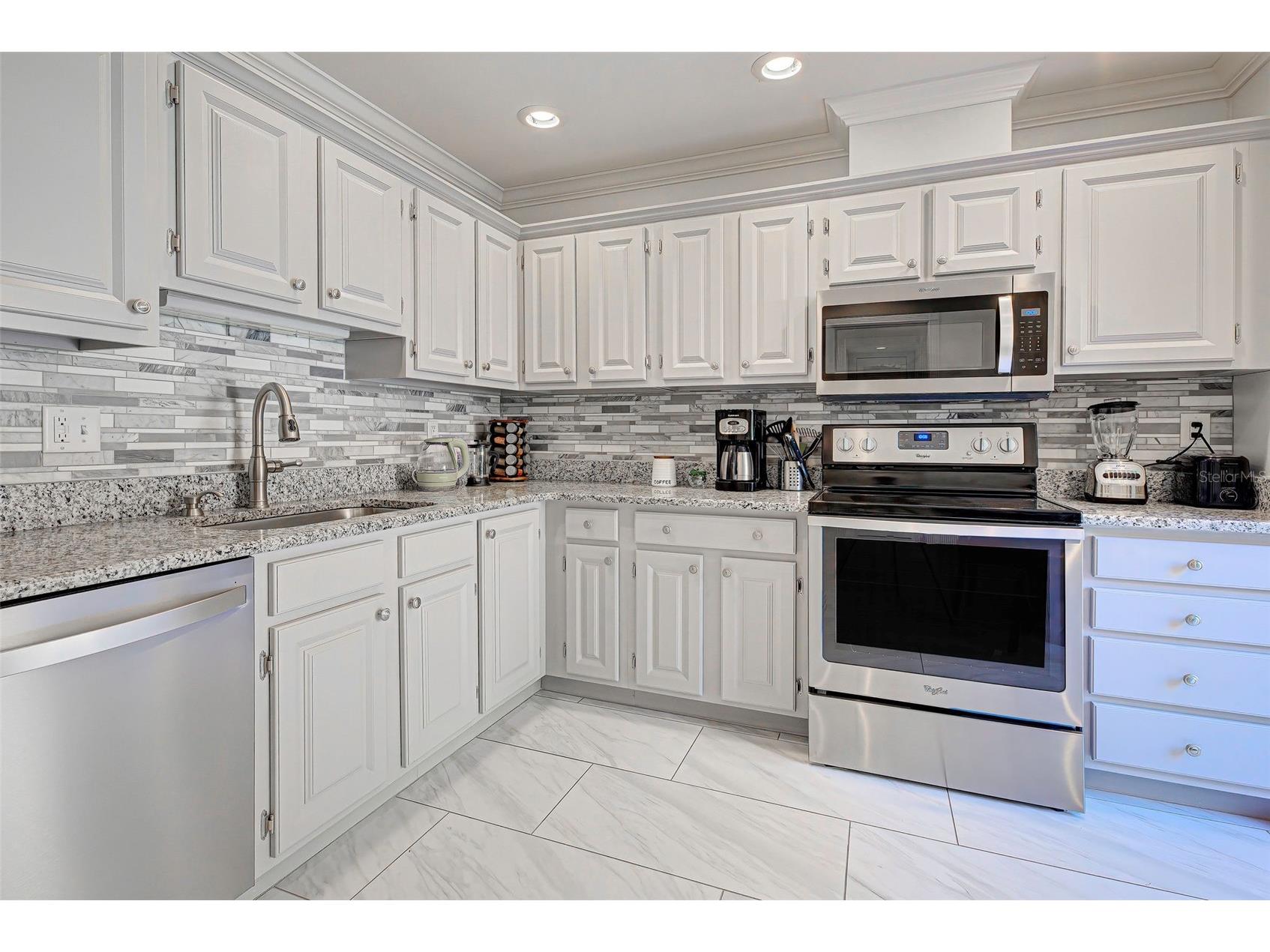 1740 Landings Boulevard #39 Sarasota FL 34231 A4500235 image18