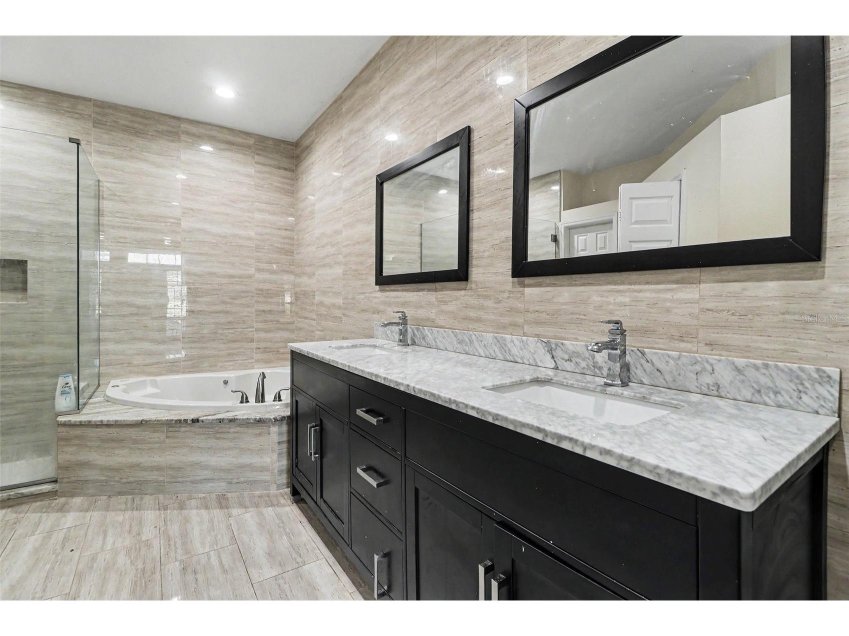 1740 Saint Tropez Court Kissimmee FL 34744 O6409575 image25