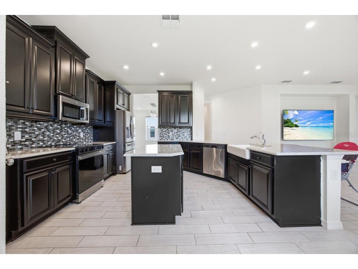 1740 Sweetgrass Court Kissimmee FL 34746 O6414490 image4