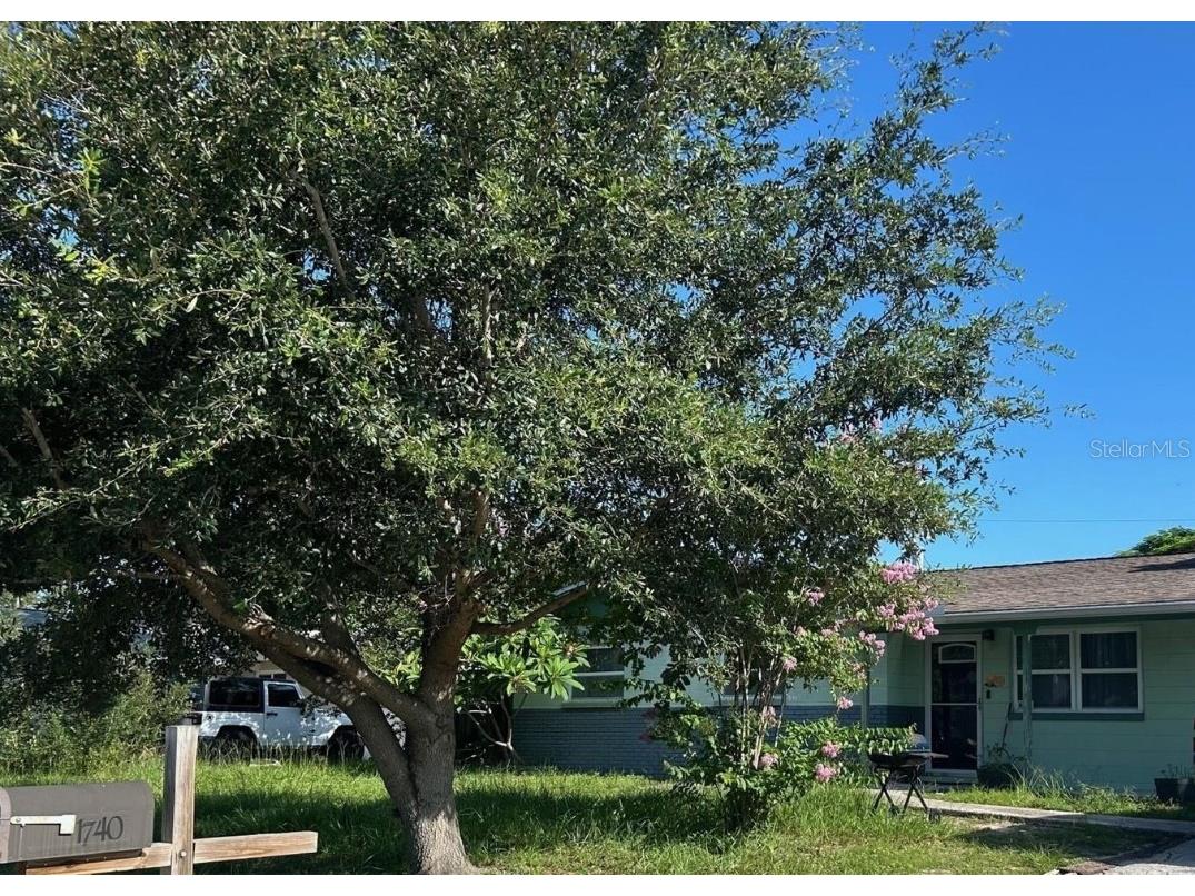 1740 Thames Street Clearwater FL 33755 U8252148 image1