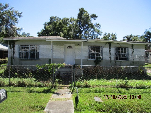 1740 W Powhatan Avenue Tampa FL 33603 W7879822 image1