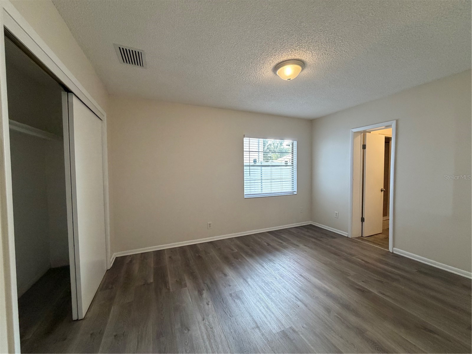 1740 W Walnut Street Tampa FL 33607 TB8493196 image17