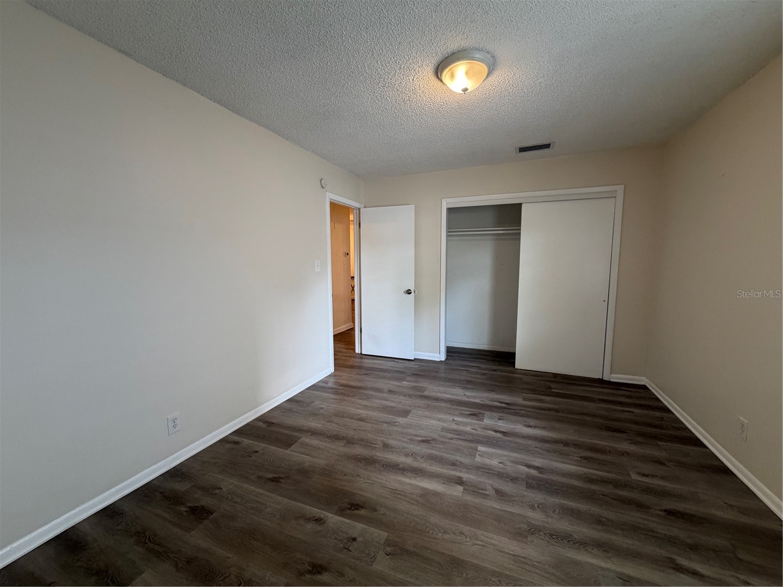 1740 W Walnut Street Tampa FL 33607 TB8493196 image21