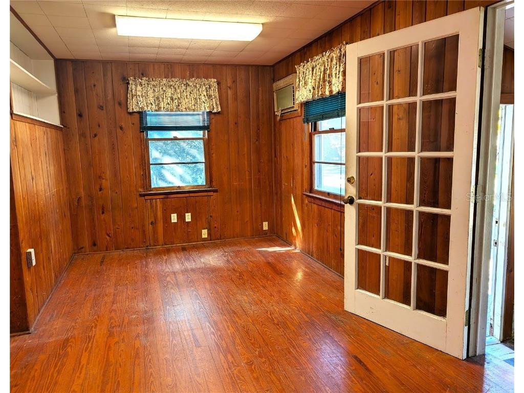 1740 Wisconsin Lane Sarasota FL 34239 N6139734 image11