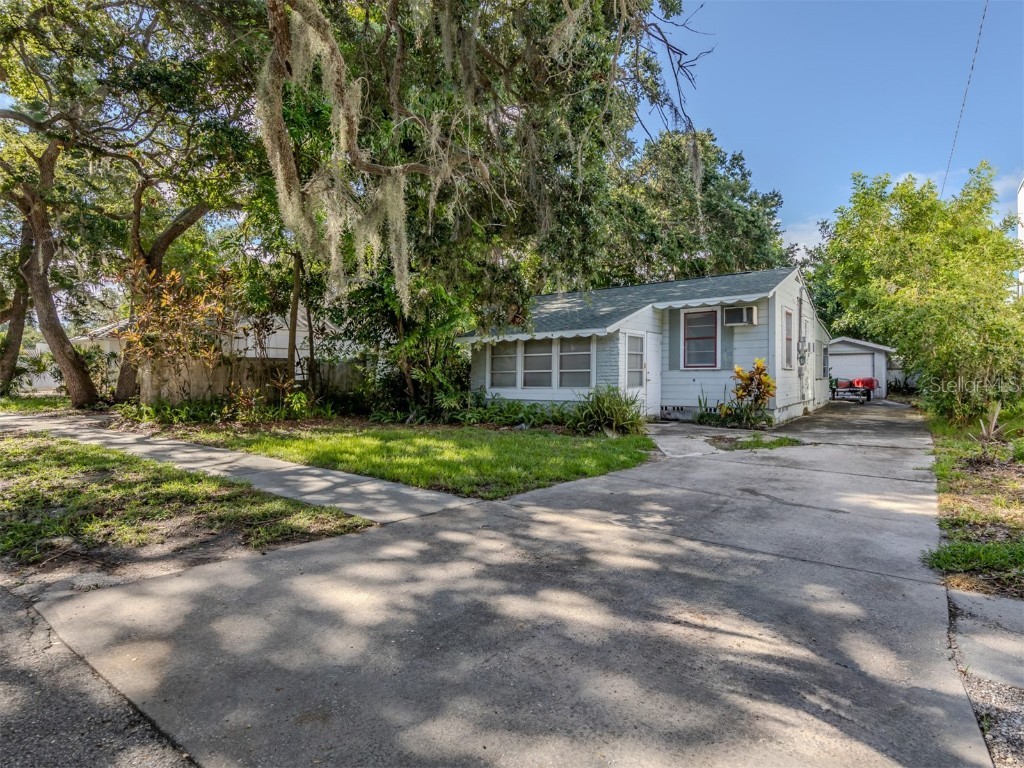 1740 Wisconsin Lane Sarasota FL 34239 N6139734 image3