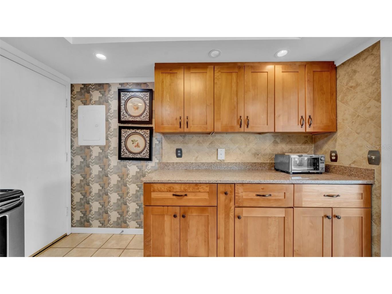 17400 Gulf Boulevard #J7 Redington Shores FL 33708 TB8376728 image18