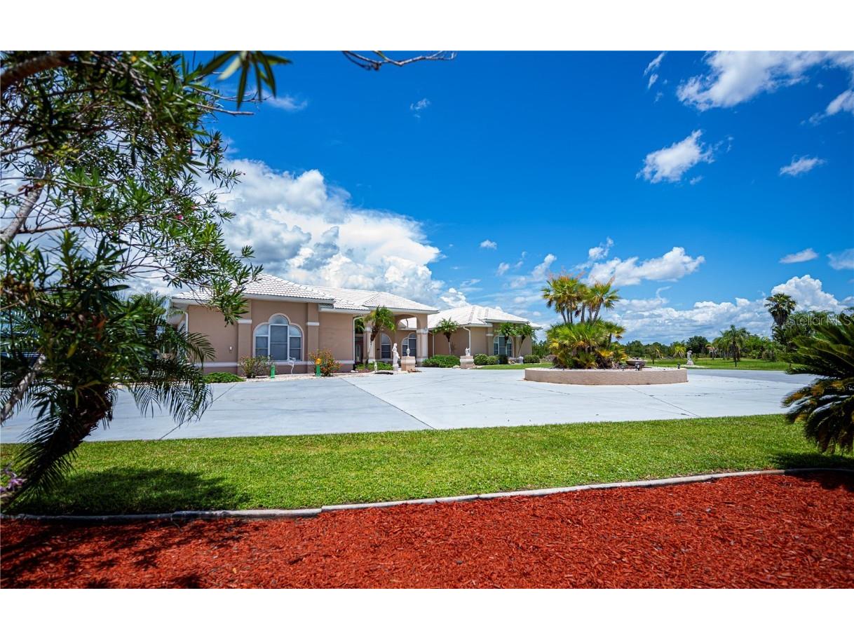 17400 White Water Court Punta Gorda FL 33982 C7510753 image1
