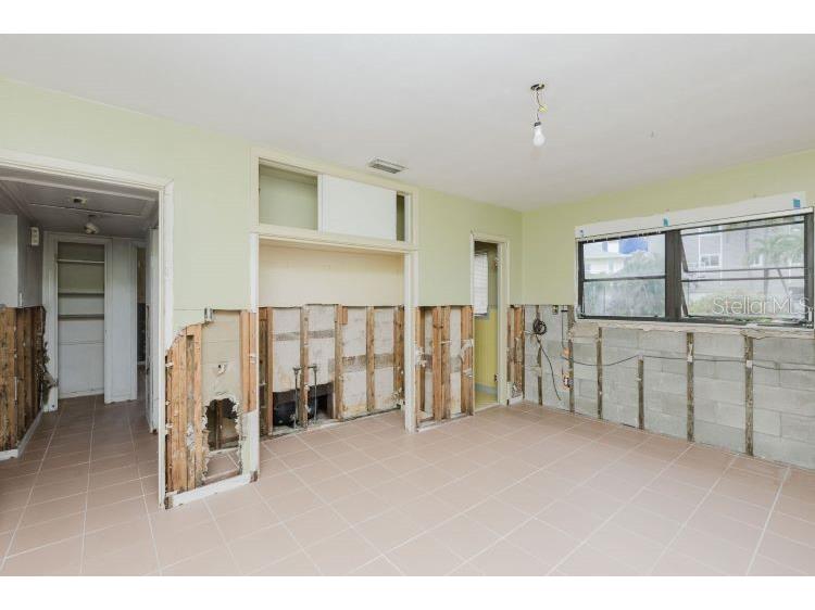 17401 1st Street E Redington Shores FL 33708 O6300347 image10