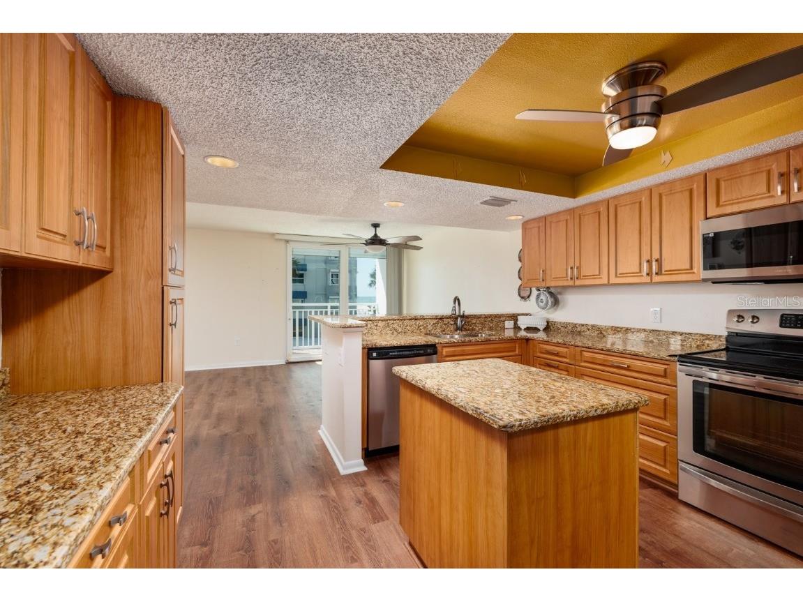 17408 Gulf Boulevard #203 Redington Shores FL 33708 TB8385041 image10