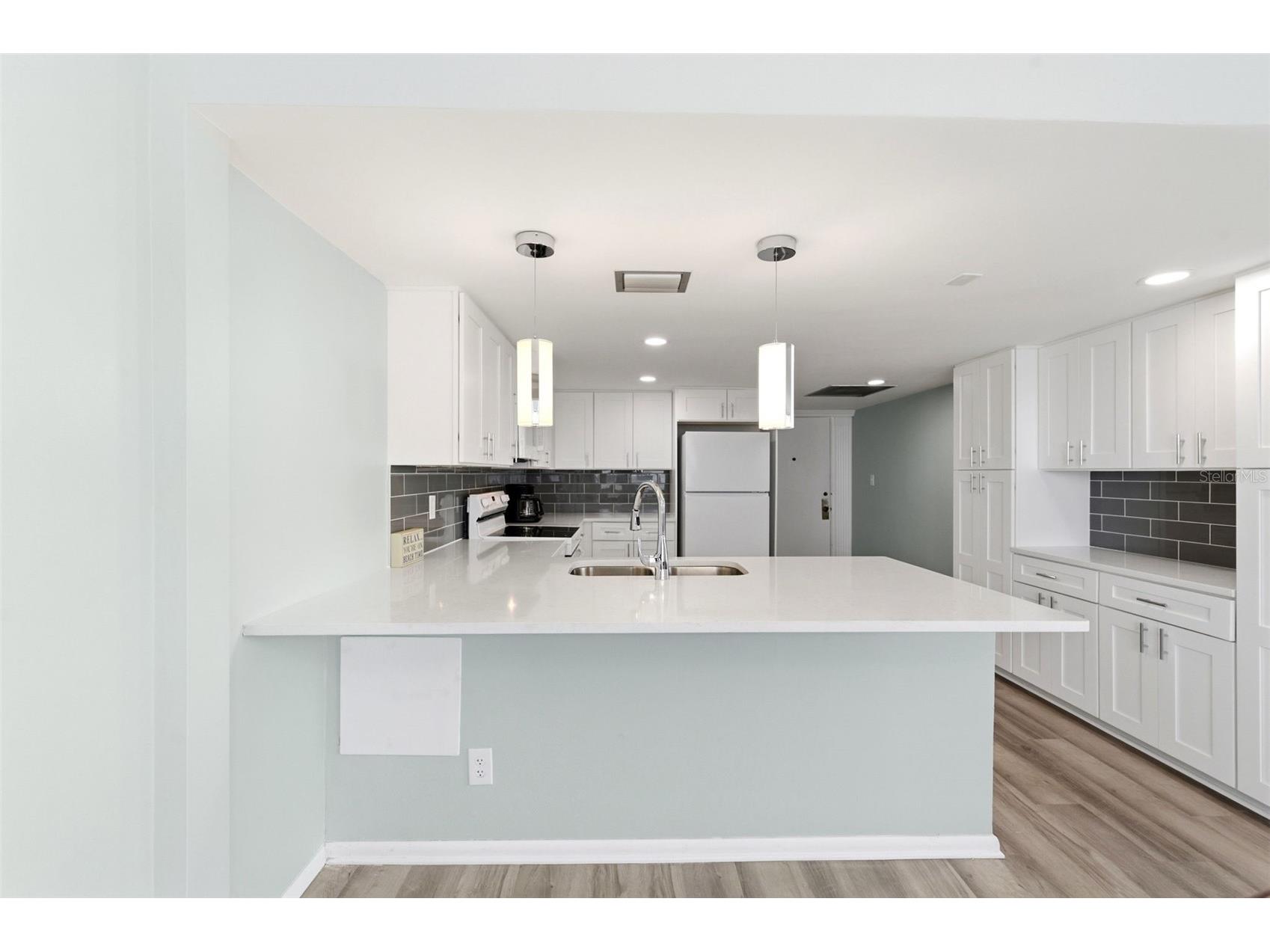 17408 Gulf Boulevard #403 Redington Shores FL 33708 - GULF OF MEXICO TB8514699 image23