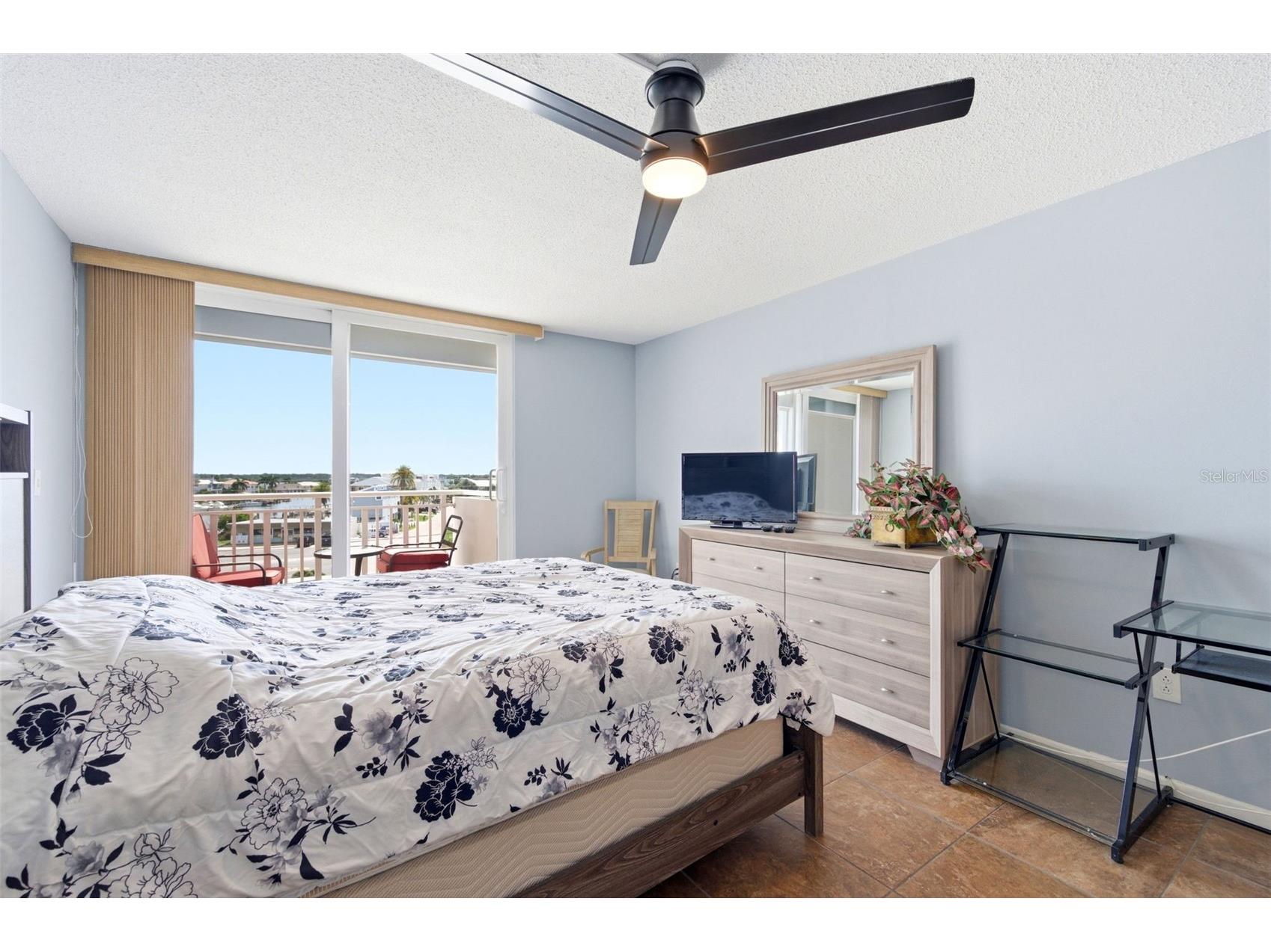 17408 Gulf Boulevard #403 Redington Shores FL 33708 - GULF OF MEXICO TB8514699 image40