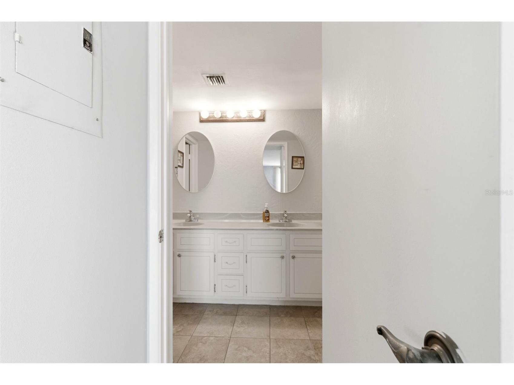 17408 Gulf Boulevard #403 Redington Shores FL 33708 - GULF OF MEXICO TB8514699 image46