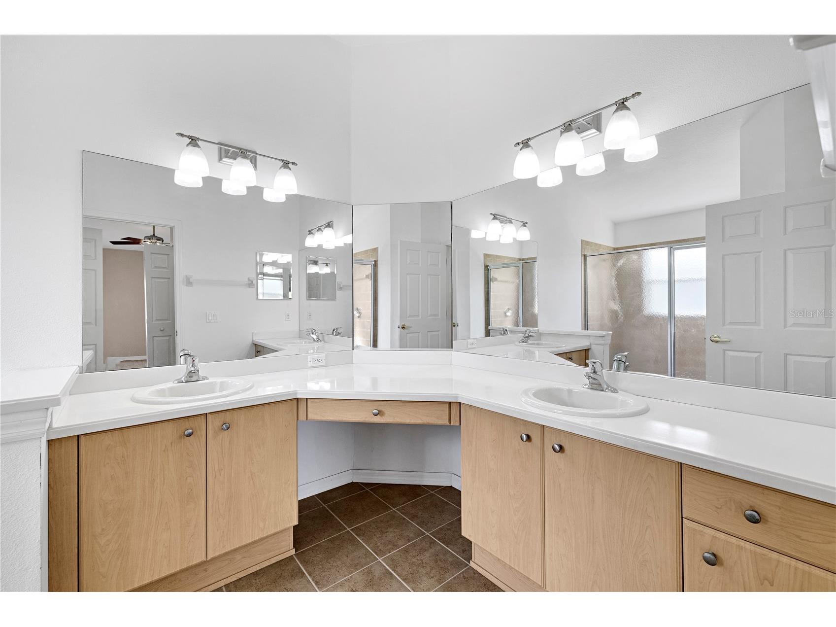 1741 Arbor Knoll Loop Trinity FL 34655 TB8528191 image29