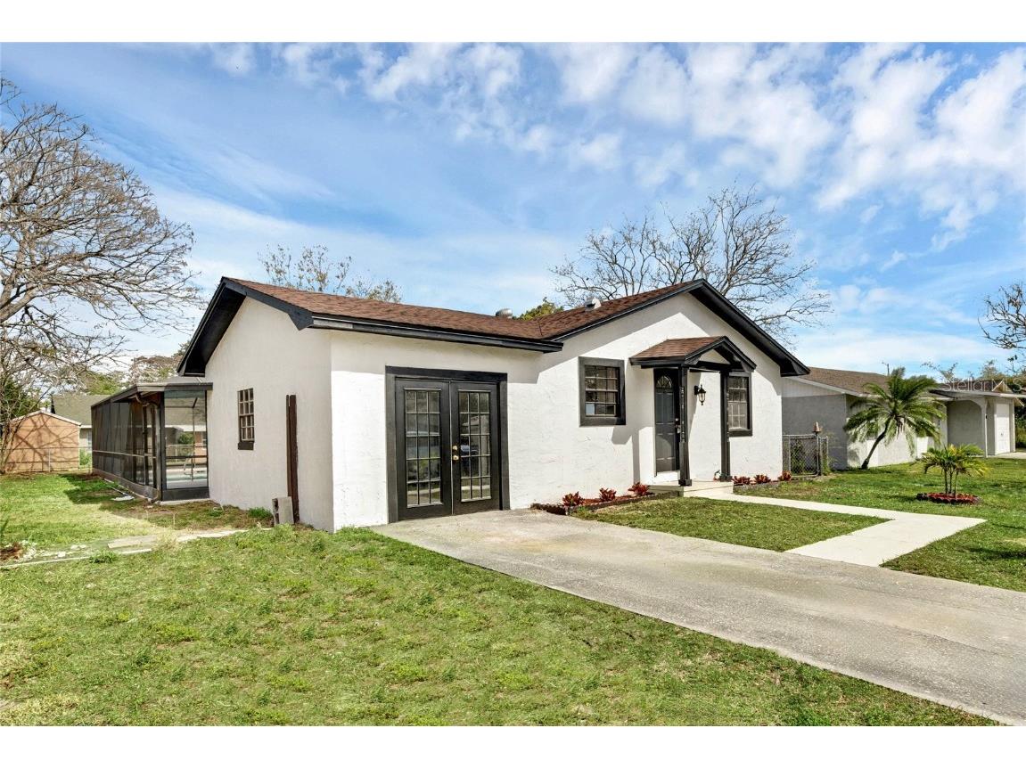 1741 Avenue C NE Winter Haven FL 33881 O6180642 image1