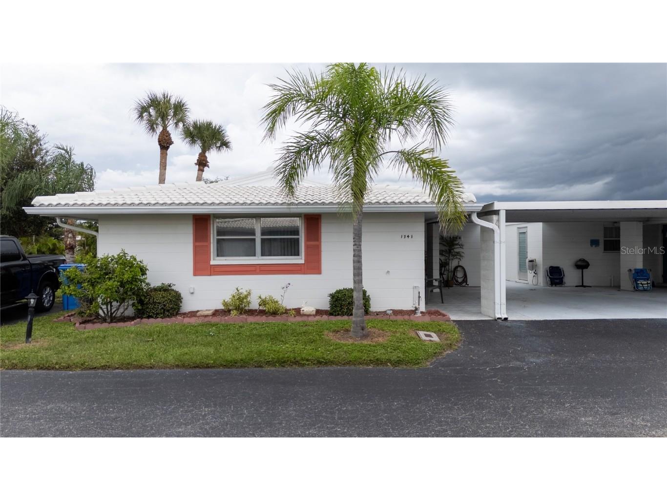1741 Caribbean Circle #13 Venice FL 34293 A4665476 image1