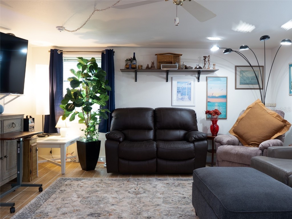 1741 Caribbean Circle #13 Venice FL 34293 A4665476 image12