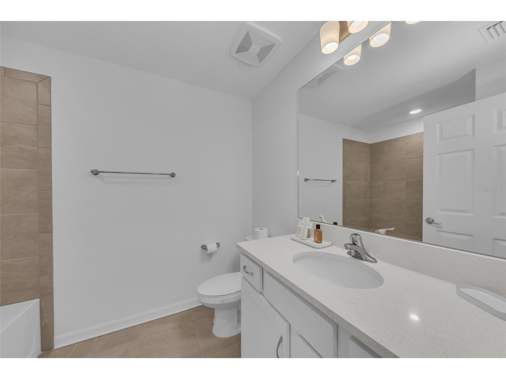 1741 Cleat Lane Sarasota FL 34240 A4683232 image26