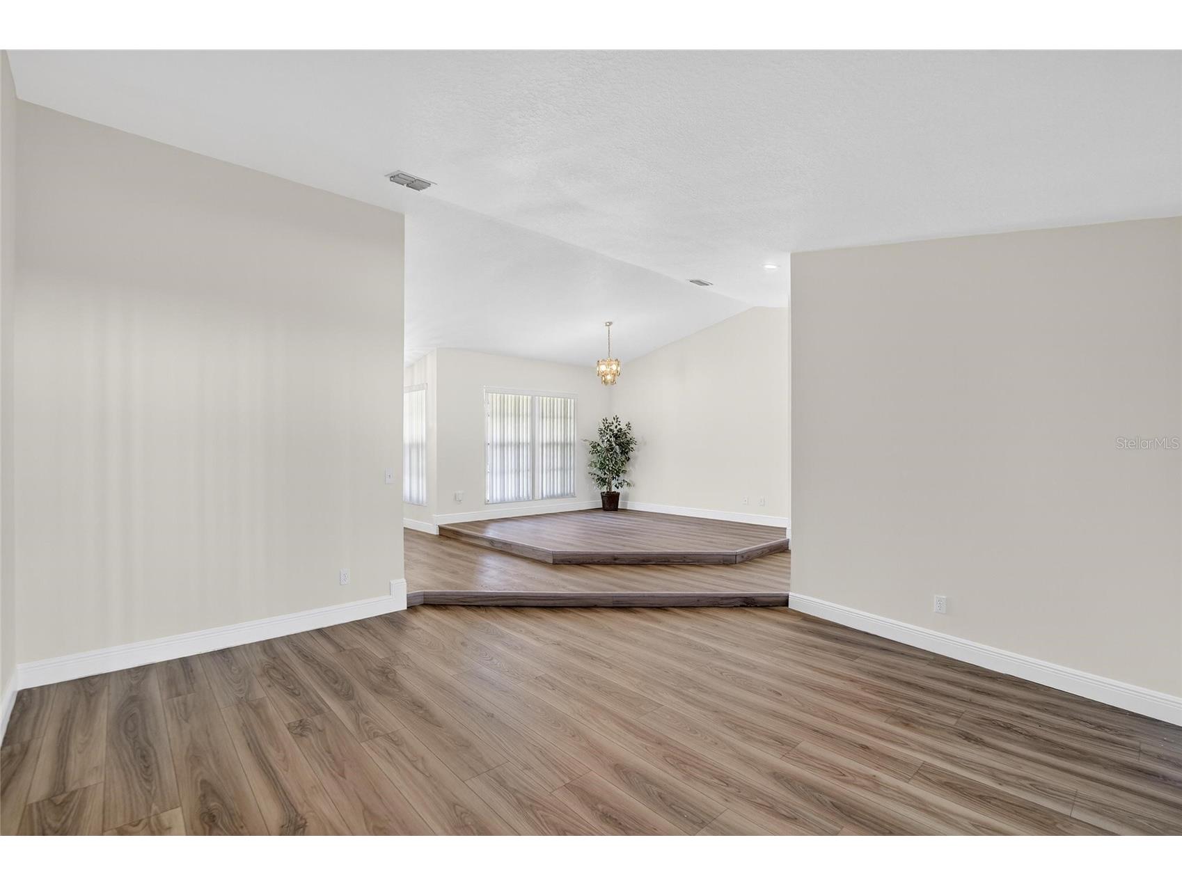 1741 Shady Leaf Drive Valrico FL 33596 TB8476547 image14