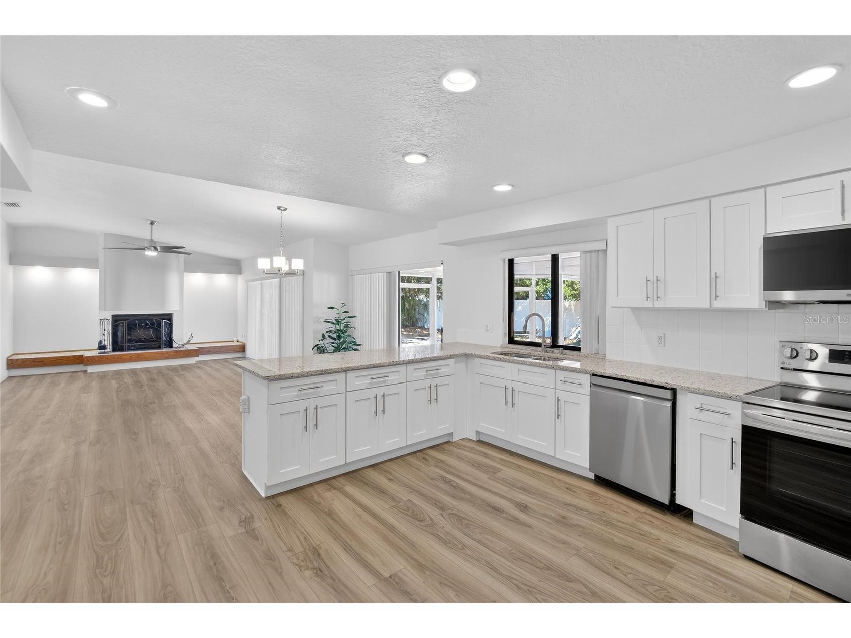 1741 Shady Leaf Drive Valrico FL 33596 TB8476547 image16