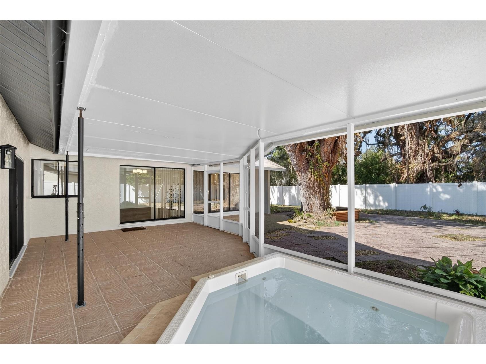 1741 Shady Leaf Drive Valrico FL 33596 TB8476547 image48