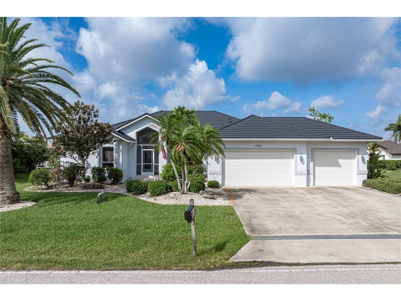 1741 Suzi Street Punta Gorda FL 33950 C7526685 image1