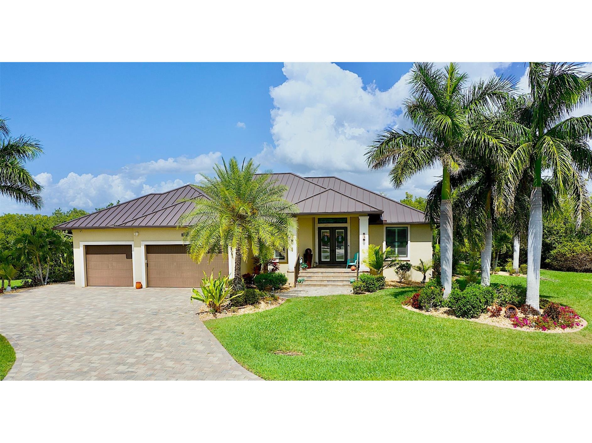 17411 Medillin Court Punta Gorda FL 33955 C7522759 image1