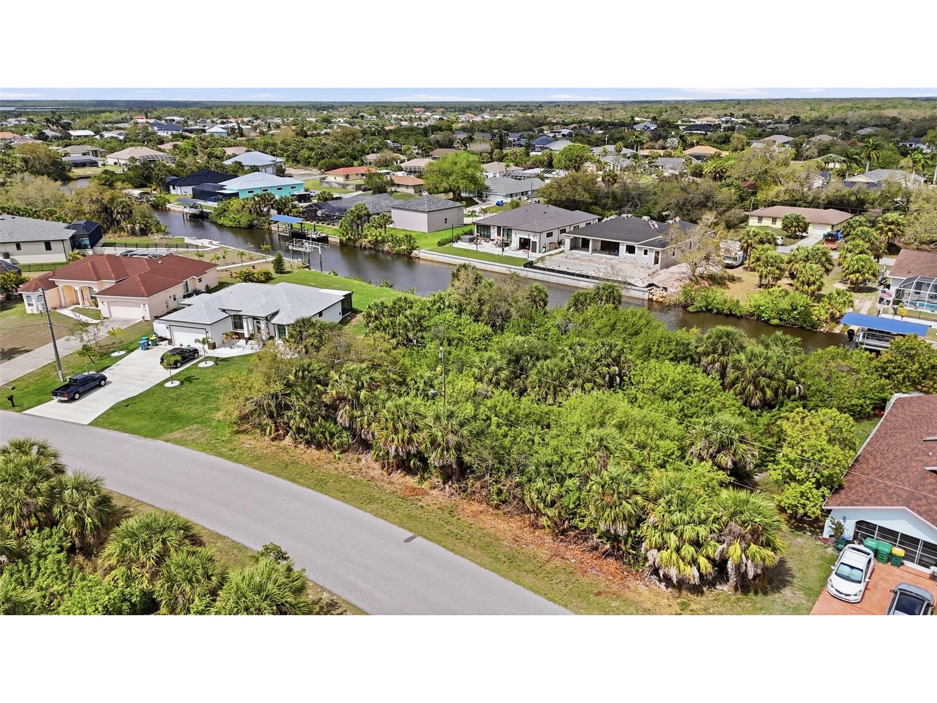 17412 Lake Worth Boulevard Port Charlotte FL 33948 - LARKSPUR WATERWAY C7523317 image17