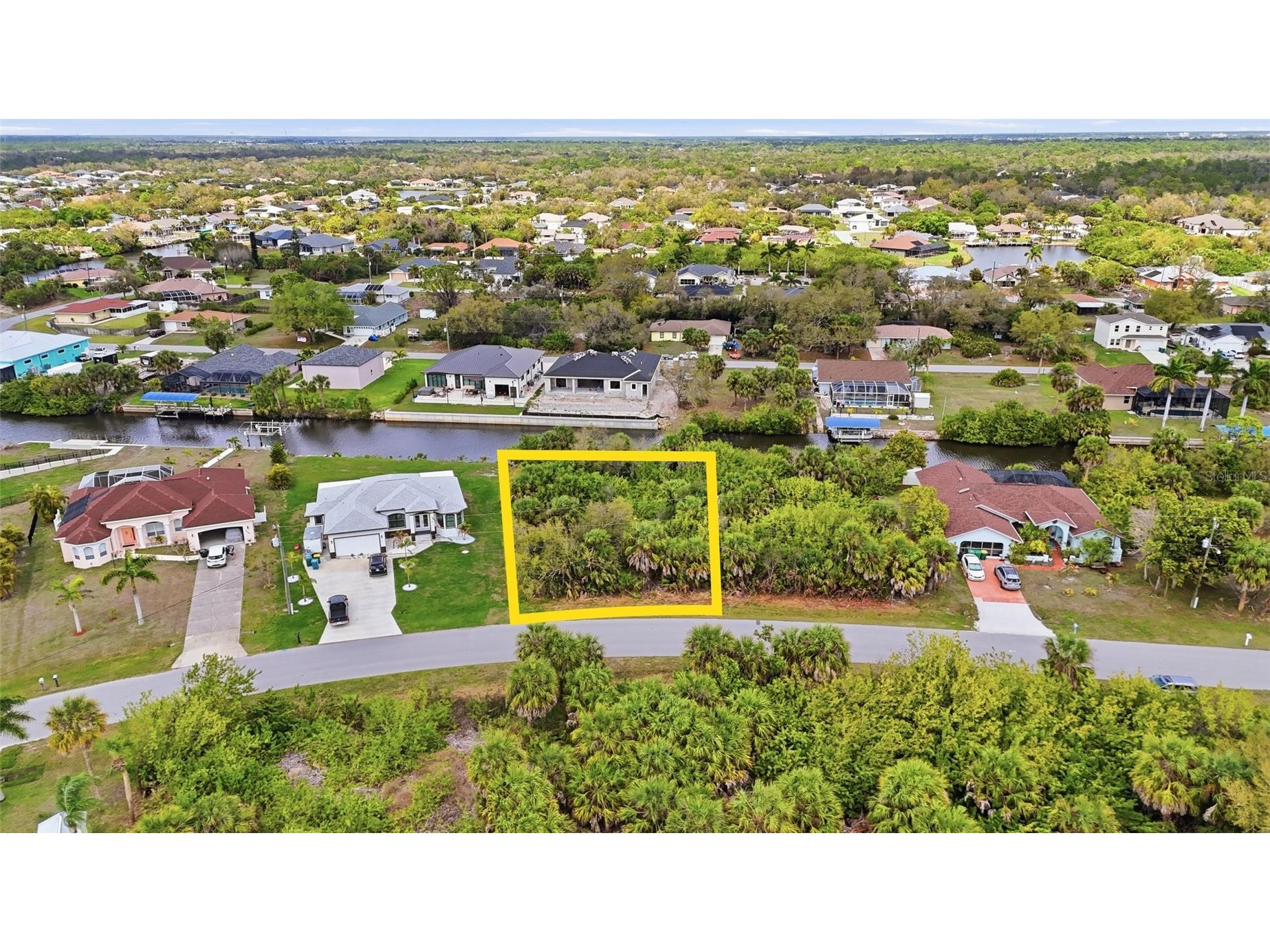 17412 Lake Worth Boulevard Port Charlotte FL 33948 - LARKSPUR WATERWAY C7523317 image6