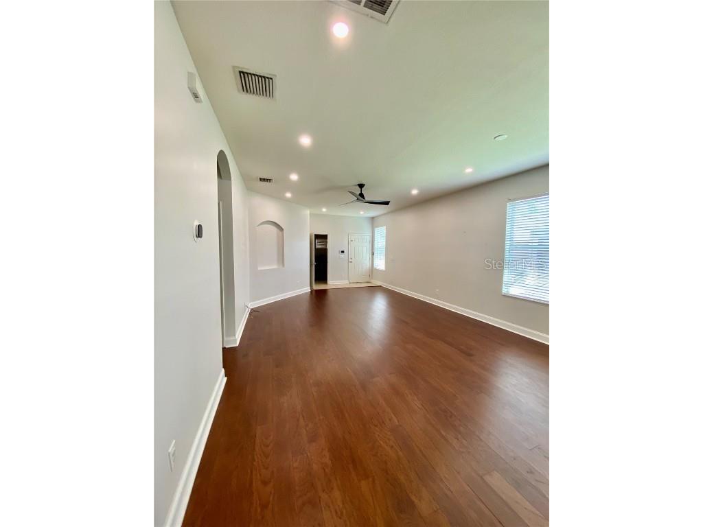 17414 New Cross Circle Lithia FL 33547 TB8409122 image6