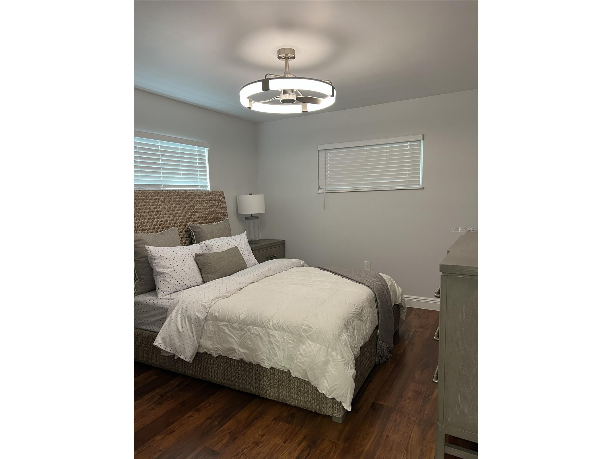 1742 8th Street Sarasota FL 34236 A4688413 image15