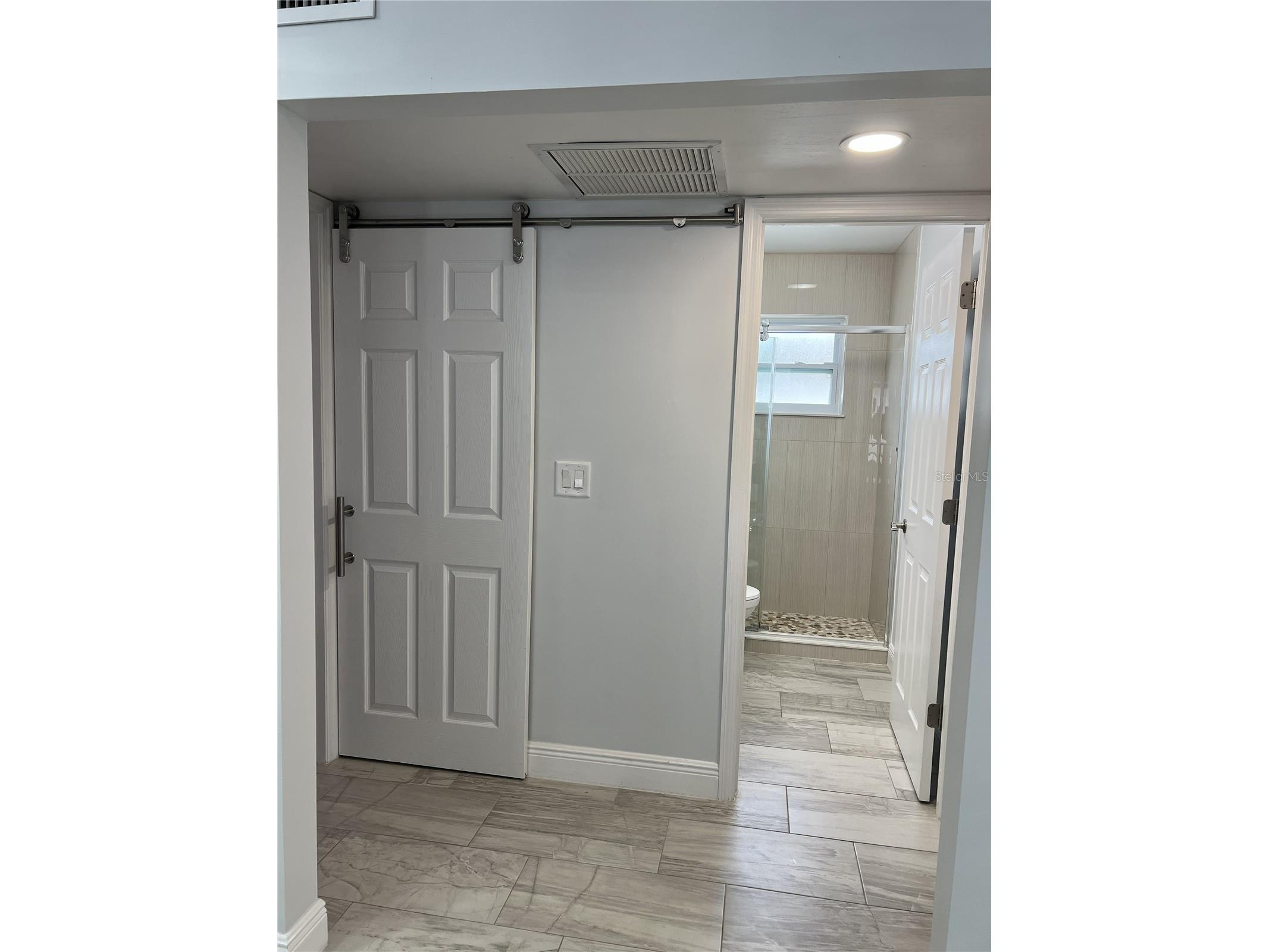 1742 8th Street Sarasota FL 34236 A4688413 image9