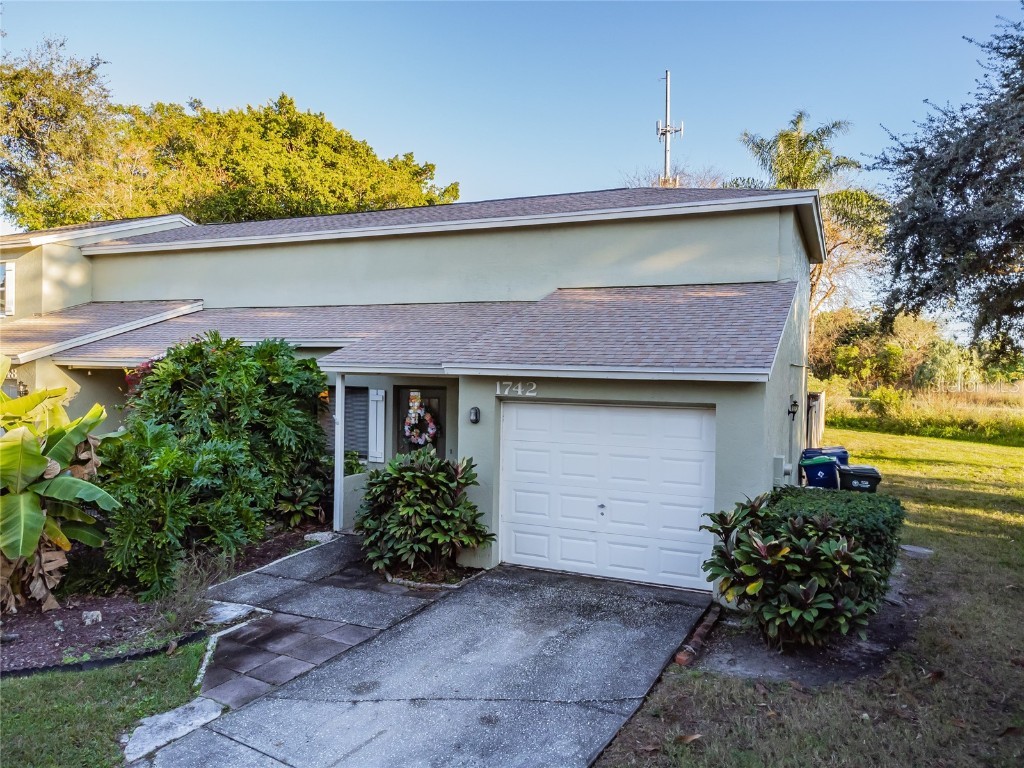 1742 Adams Circle S Largo FL 33771 U8147060 image1