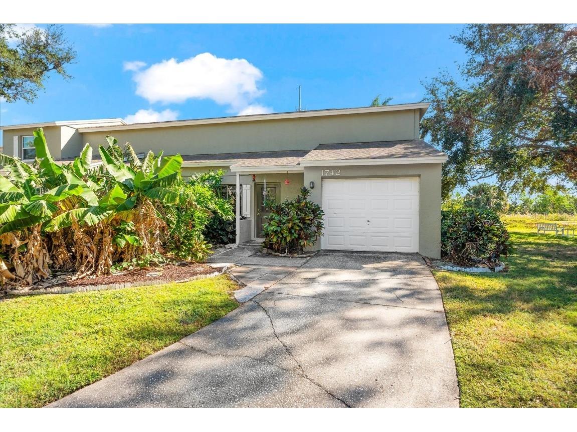 1742 Adams Circle S Largo FL 33771 A4628700 image1