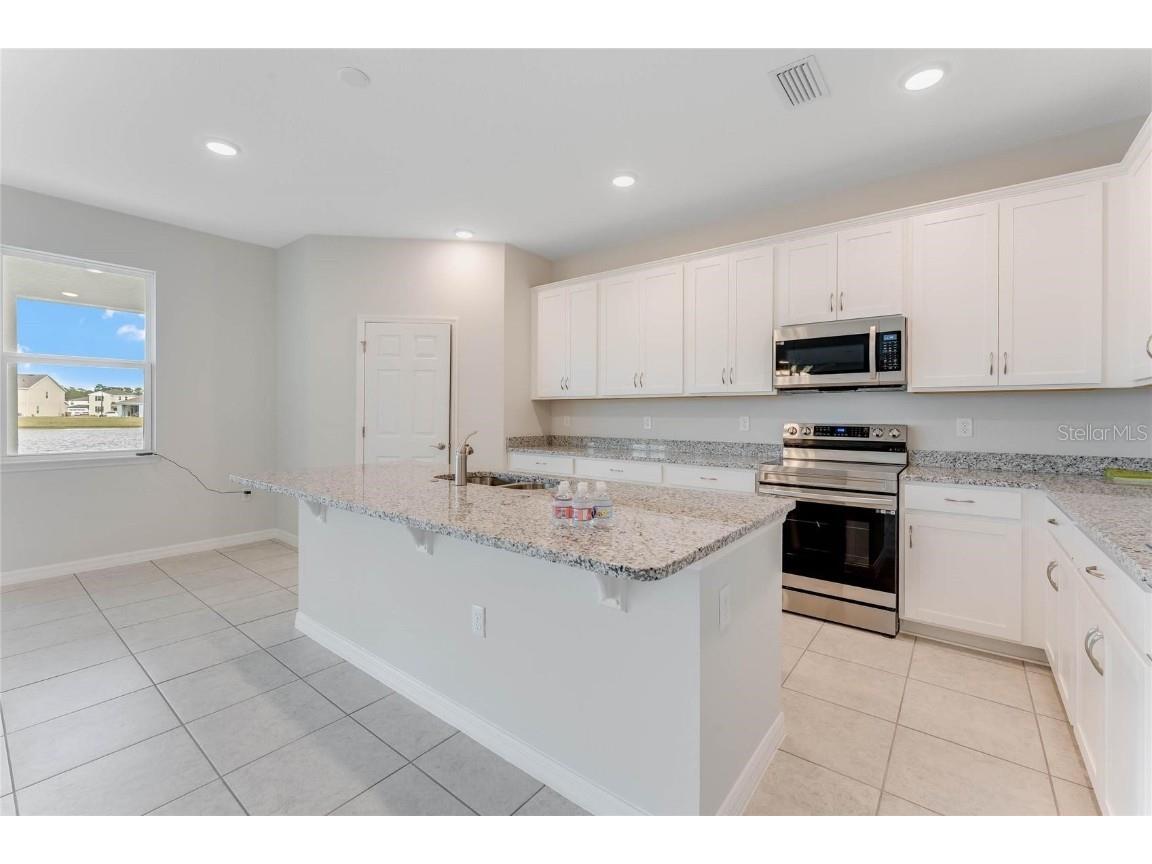 1742 Blue Lagoon Circle Mascotte FL 34753 O6367804 image4