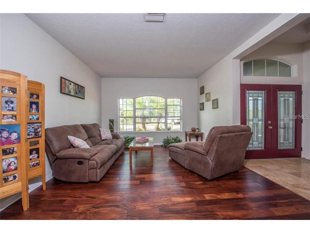 1742 Mira Lago Circle Ruskin FL 33570 TB8320890 image11