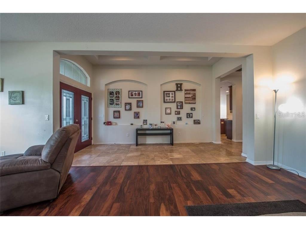 1742 Mira Lago Circle Ruskin FL 33570 TB8320890 image13