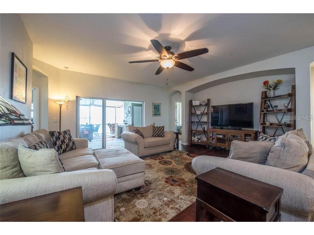 1742 Mira Lago Circle Ruskin FL 33570 TB8320890 image8