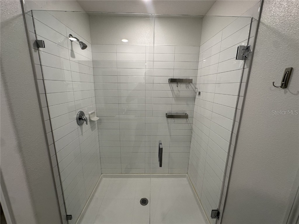 1742 Red Loop Lakeland FL 33801 R4910375 image14