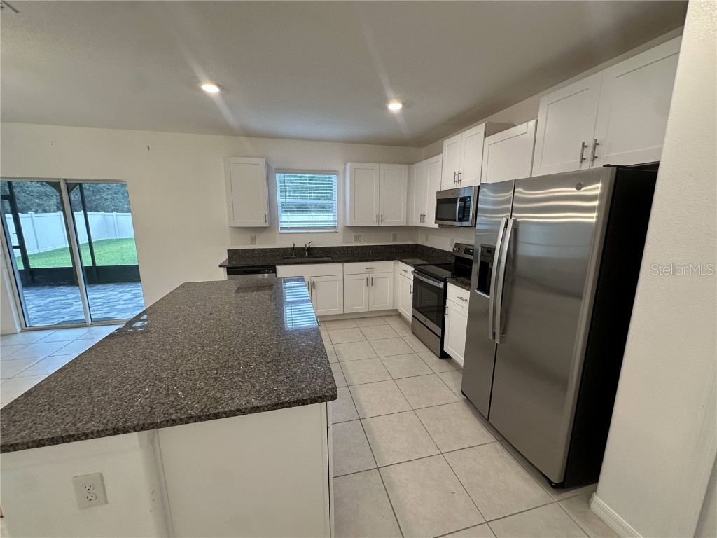 1742 Red Loop Lakeland FL 33801 R4910375 image2