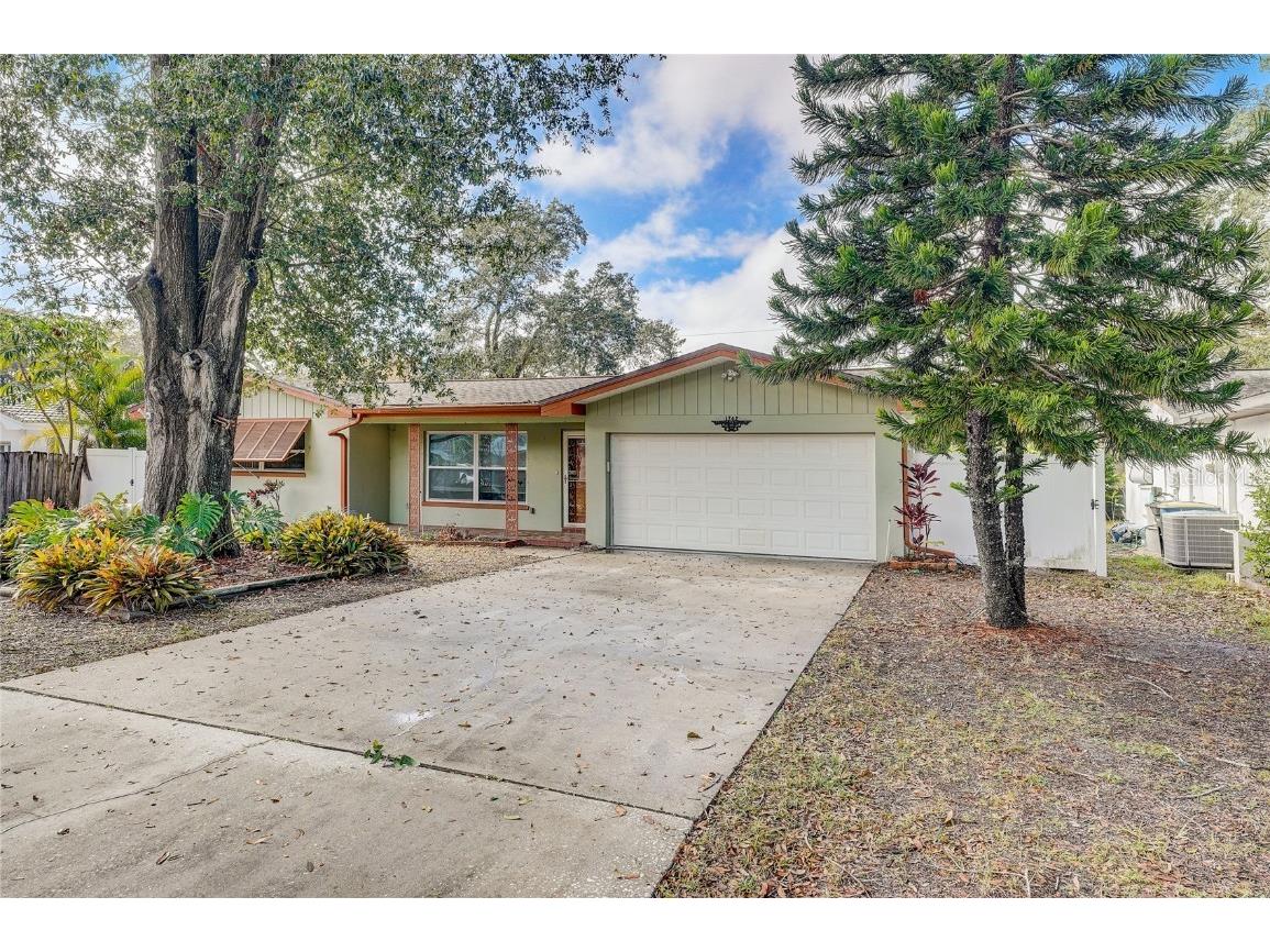 1742 Sharondale Dr Clearwater FL 33755 U8213794 image1