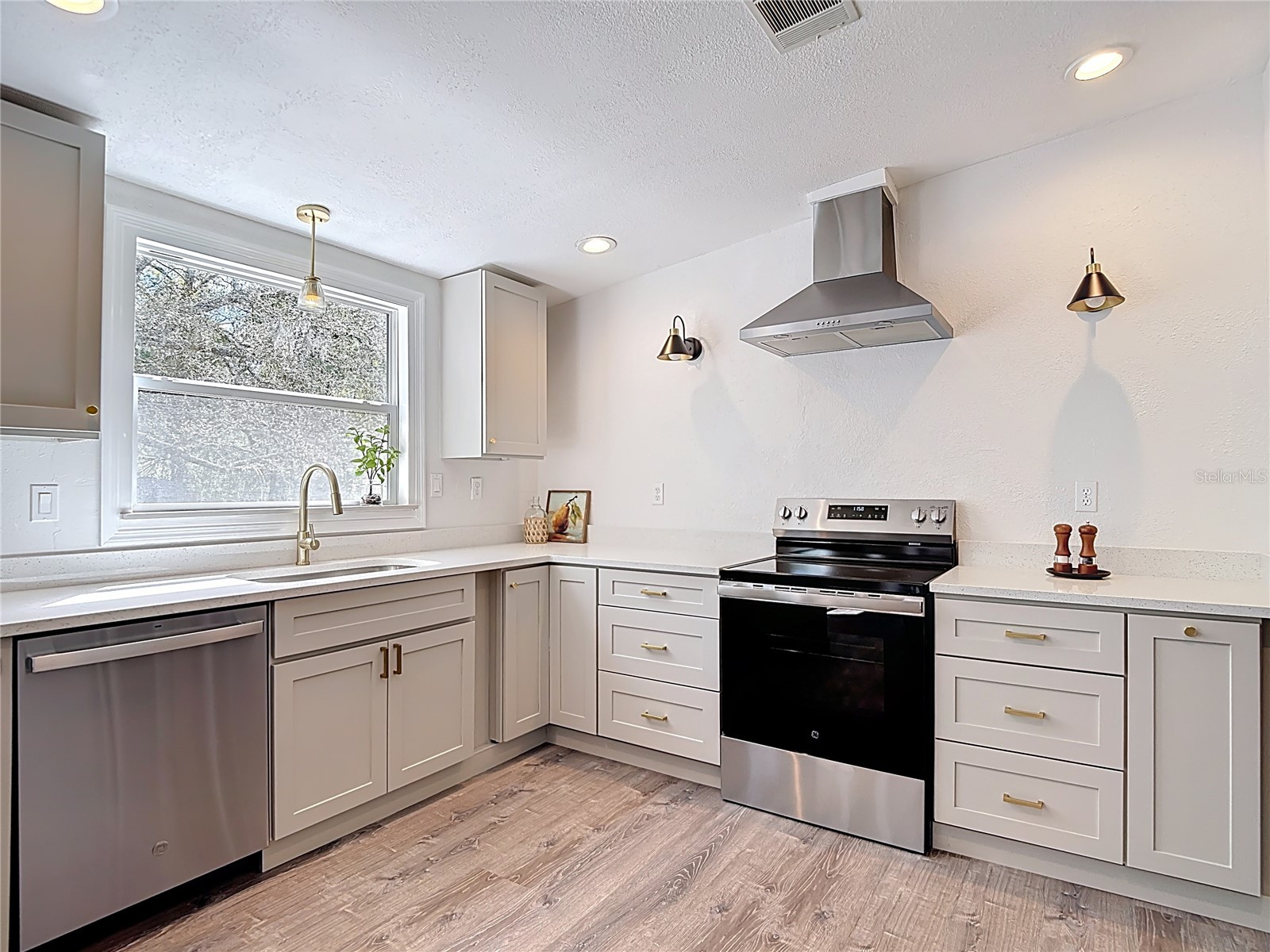 17420 Thomas Boulevard Hudson FL 34667 W7884200 image32