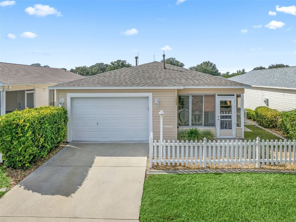 17422 SE 82nd Albemarle Avenue The Villages FL 32162 G5075343 image1