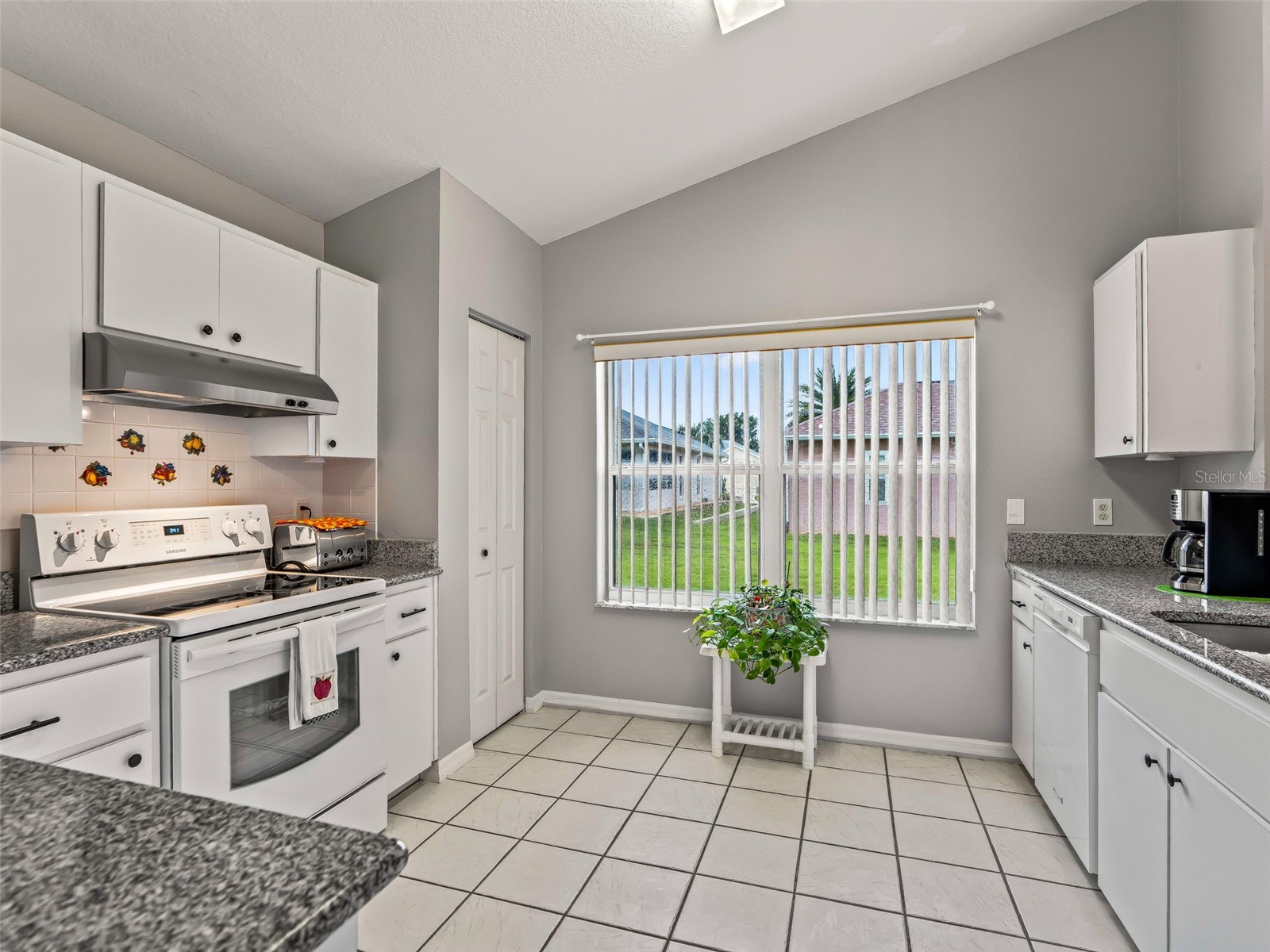 17424 SE 111th Avenue Summerfield FL 34491 G5113331 image11