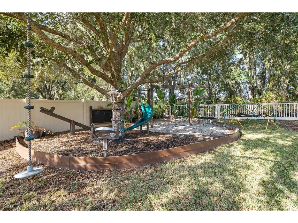 17425 New Cross Circle Lithia FL 33547 TB8453790 image39