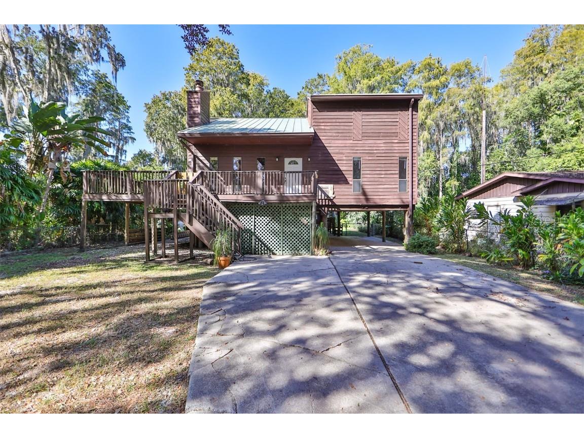 17428 Darby Lane Lutz FL 33558 - DOSSON LAKE T3483084 image1