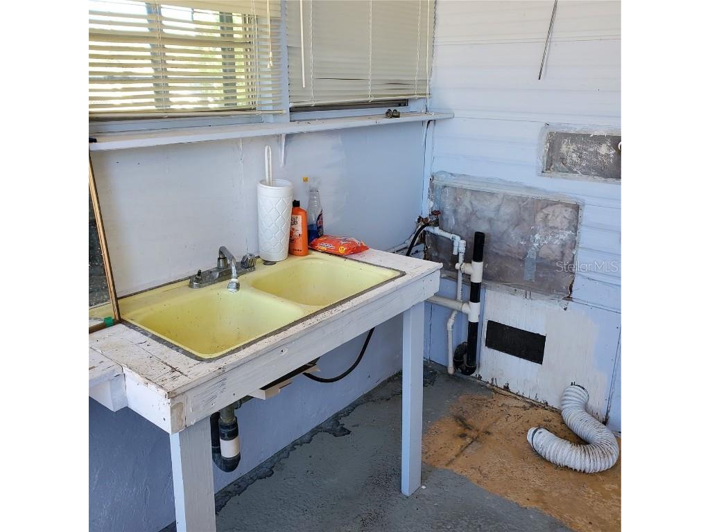 17428 SE 37th Lane Ocklawaha FL 32179 OM697792 image16